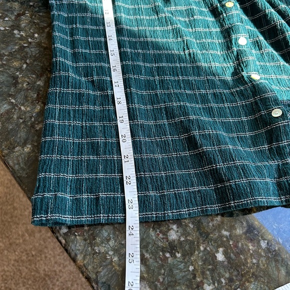 J. Jill plaid 3/4 length sleeve v neck button down top. Dark green. Classic. PXL - Picture 9 of 9